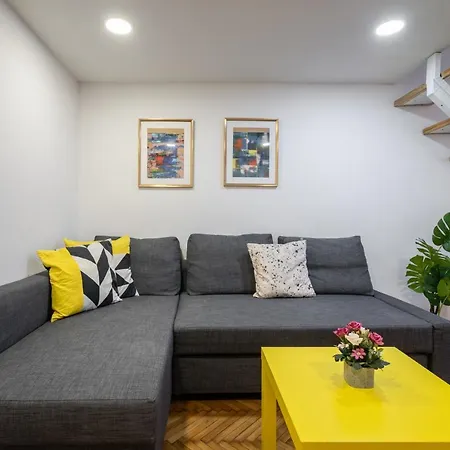 D20- Boutique Apartments, Best Location, By Bqa Apartment